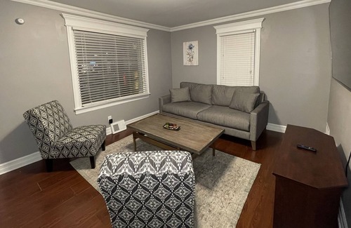 Birmingham House | Hidden Gem, Walk to DT Birmingham, Free Parking