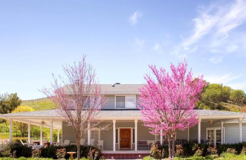 Templeton House | Hidden Hills Olives and Oaks