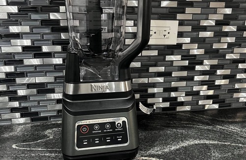 Lombard House | Hidden Hills Retreat