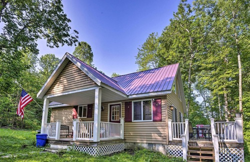 Town of Smyrna Cottage | Hidden Lakefront Retreat: Fire Pit & Fishing Dock!