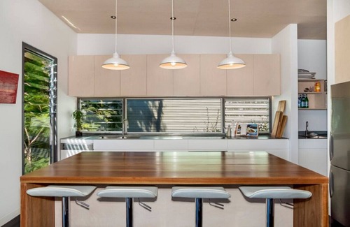 Newport House | Hidden Oasis - Ocean Views