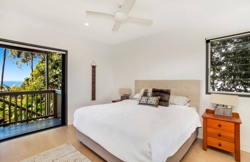 Newport House | Hidden Oasis - Ocean Views