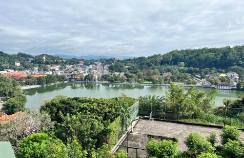 Kandy Apartment | Hidden relaxation at Kings residence