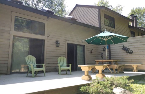 Hidden Valley House | Hidden Valley Resort-3 bdrm/loft area/swim/hike/bike/pet friendly