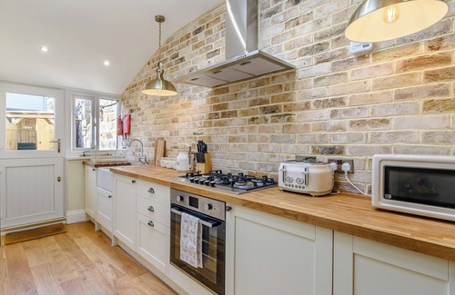 Guisborough Cottage | Hidden Winds Cottage