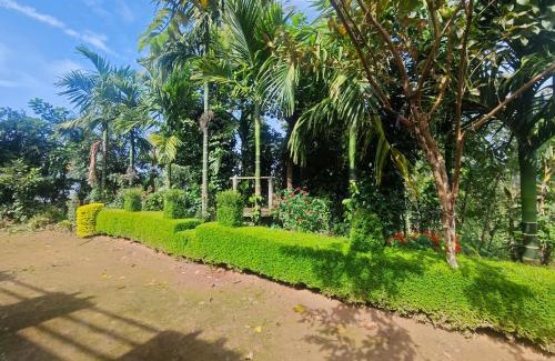 Somvarpet House | Hide and Sleep Homestay