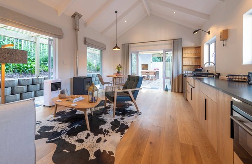 Paradise House | Hide Away Guest House