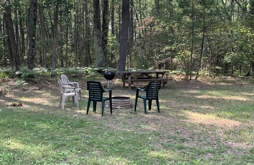 Oscoda Cabin | Hide out cozy Cabin Rental near Cooke Dam pond in Oscoda & budget friendly