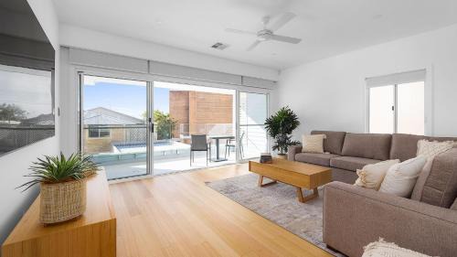 Shoal Bay House | Hideaway 2, 3a Lillian St - filtered water views