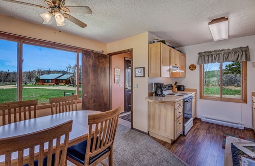 Clark Cabin | Hideaway - Cozy cabin in the great outdoors