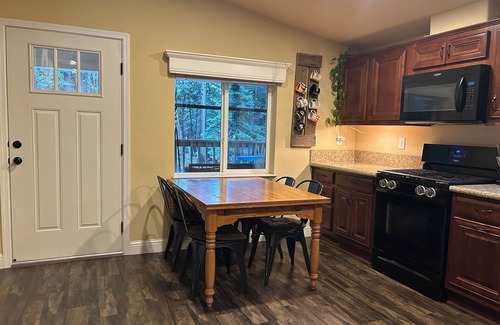 Alta House | Hideaway Homestead Secluded, Family Escape