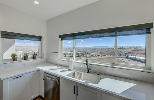 St. George House | Hideout In The Sky