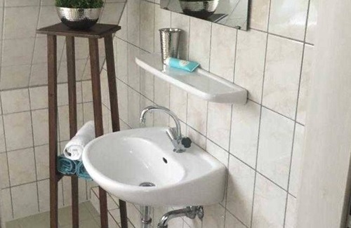 Stedesdorf Apartment | Higgen Adamla, Deutschland