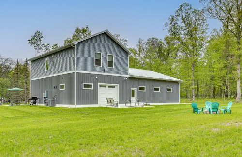 Higgins Lake House | Higgins Lake Barndominium with Boat Parking!