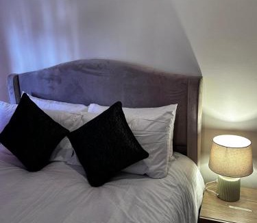 Bury House | High Class Accommodations 20