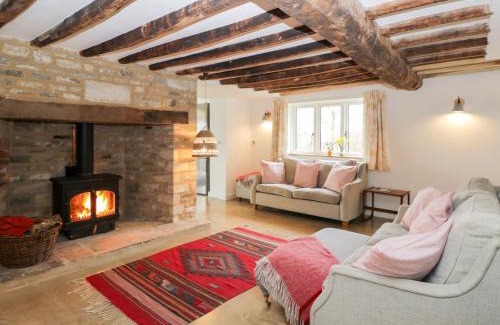 Witney House | High Cogges Farm Holiday Cottages