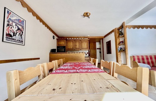 Champagny-en-Vanoise Apartment | High comfort accommodation, swimming pool, view