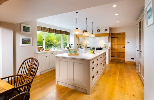 Ambleside Cottage | HIGH CUNSEY FARM, family friendly, with open fire in Far Sawrey