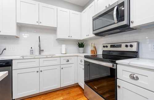 Auburn Apartment | High End 2/2 above Target in Downtown Auburn - 203