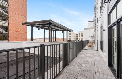 Auburn Apartment | High End 2/2 above Target in Downtown Auburn - 203