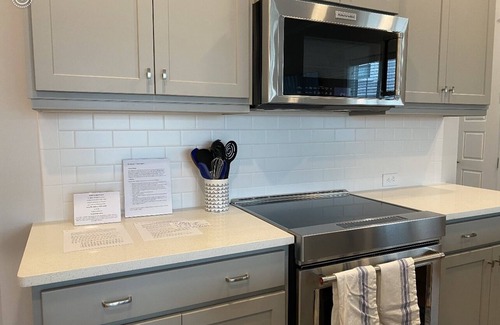 Wrightsville Beach Condo | High-End Gorgeous Wrightsville Beach Condo steps from the Ocean. Great View!