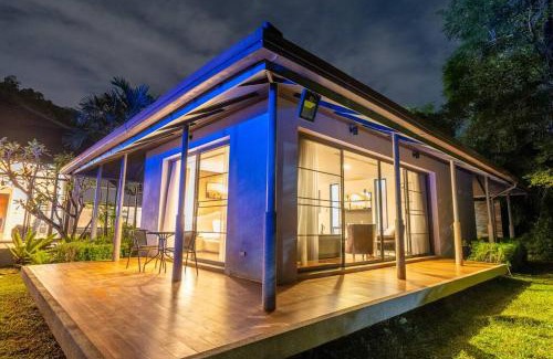 Kathu House | High End Imported Furniture Loch Palm Golf Course V145