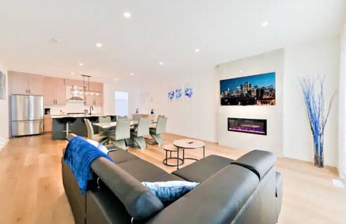 Mount Pleasant House | High End Inner-city Luxury Home