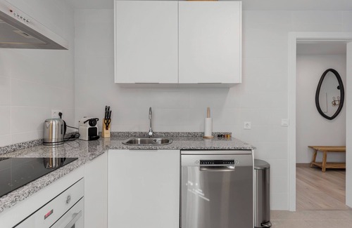 Estepona Apartment | High-End Rooftop Penthouse near City & Beach