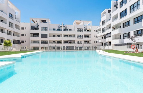 Estepona Apartment | High-End Rooftop Penthouse near City & Beach