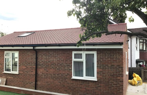 Greenwich House | High-end two bedroom bungalow with onsite parking