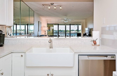 Bouchelles Island Condo | High End Waterfront Condo Unit