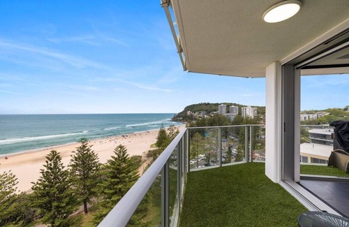 Burleigh Heads Apartment | High Floor Ocean Front Apartment On Burleigh Beach