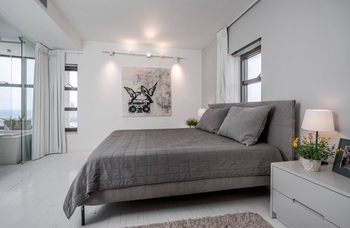 Tel Aviv City Center Condo | High Floor Sea View Serviced Building
