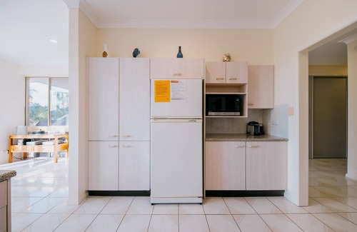 Black Head Apartment | High Haven with Stunning Beach Views and the Fresh Ocean Breeze