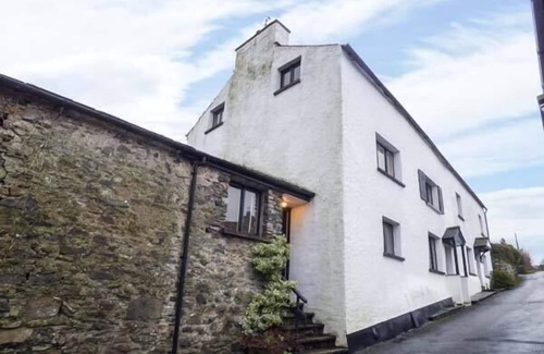 High Newton Cottage | HIGH HOUSE, pet friendly, with open fire in Newton In Cartmel
