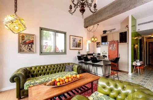 Tel Aviv City Center Apartment | High Quality Classic Apartment In Tel Aviv