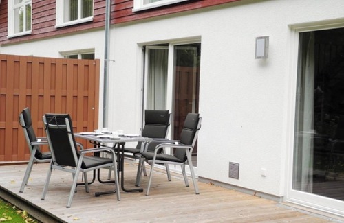 Nordhorn House | High quality cottage right on the lake