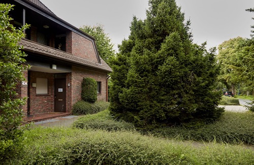 Dangast Apartment | High quality equipped, cozy apartment with terrace & large garden