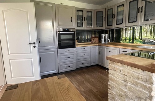 Treffurt House | High-quality furnished vacation home for up to 7 people. Three bedrooms with double beds and a cozy sofa bed incl. sleeping function await you.