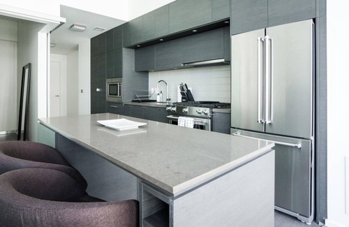 North Rosslyn Apartment | High-Rise Apt in Arlington VA