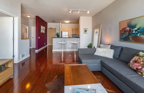 Oakland Condo | High Rise Living in the Heart of Lake Merritt