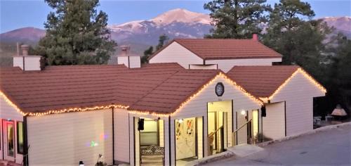 Ruidoso Hotel | High Sierra Condominiums
