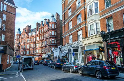 Queen's Gate Apartment | High Street Kensington Apartment