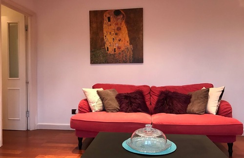 Royal Borough of Kensington and Chelsea Apartment | High Street Kensington Rooftop Apartment