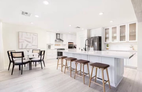 Paradise Valley House | High-Style Stay - Camelback Views, 3 Kings+, Pool