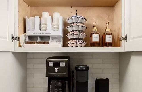 Paradise Valley House | High-Style Stay - Camelback Views, 3 Kings+, Pool