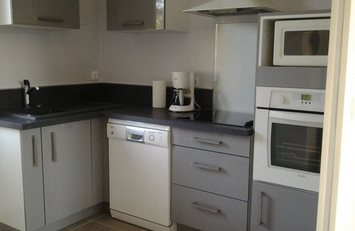 Sanary-sur-Mer Villa | HIGH T3 APARTMENT VILLA of 60 m2