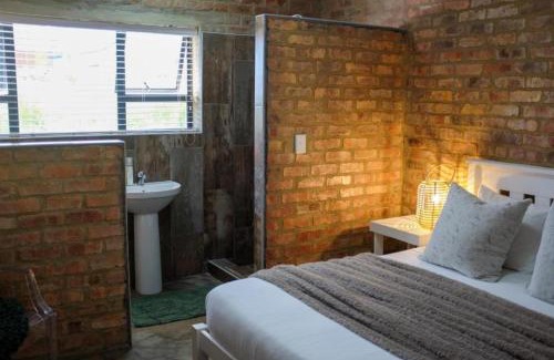 L'Agulhas Apartment | High Tide 12 sleeper