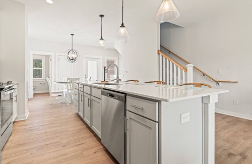Bermuda Bay House | High Tide 2 Bedroom at Cambridge Cove with Private Hot Tub!