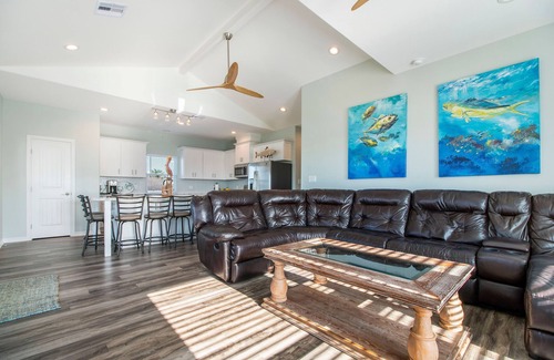 Cedar Lane House | High Tide- All-day Fishing, Quick East Bay Access